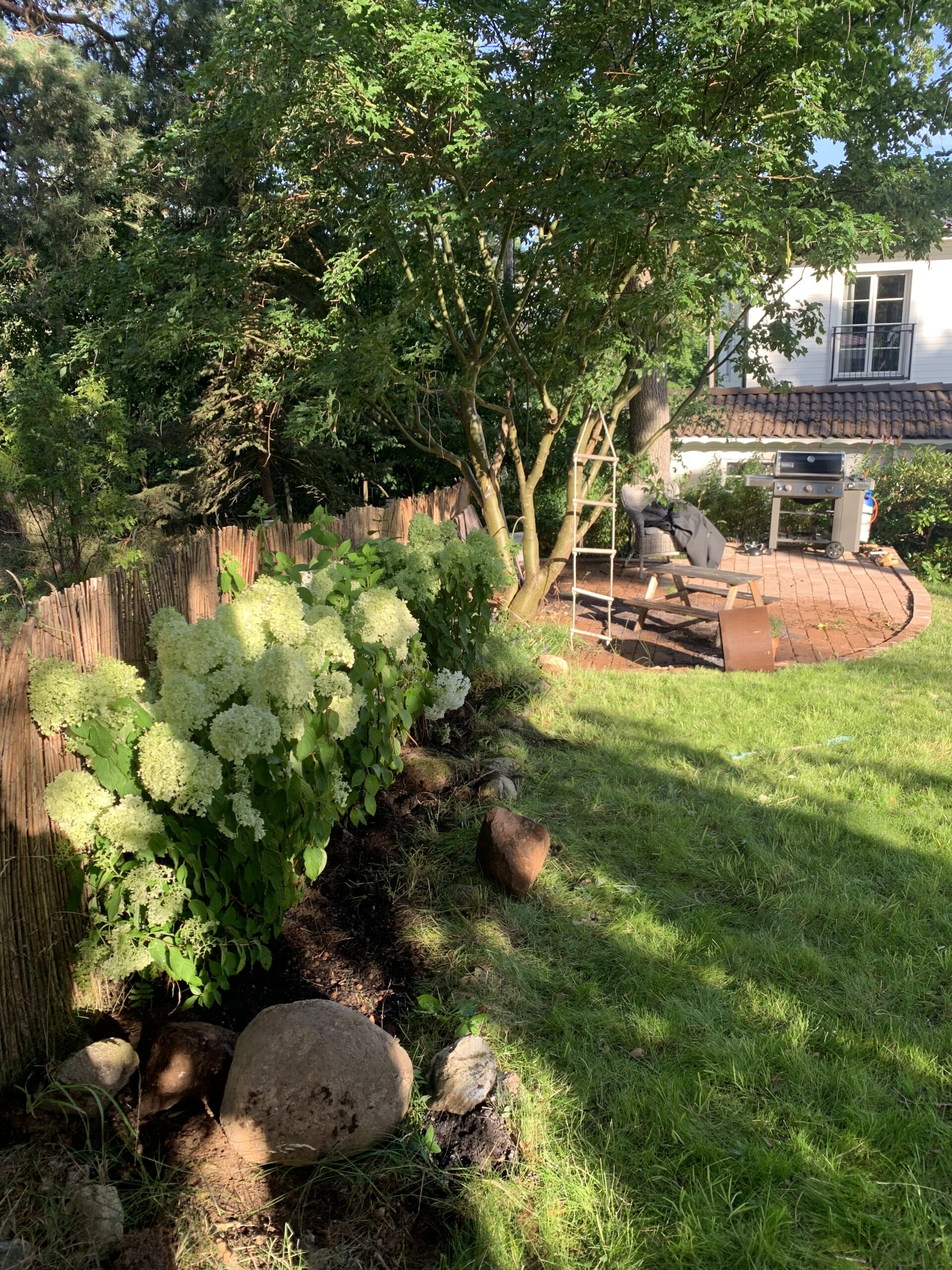 Call and respons – Our House