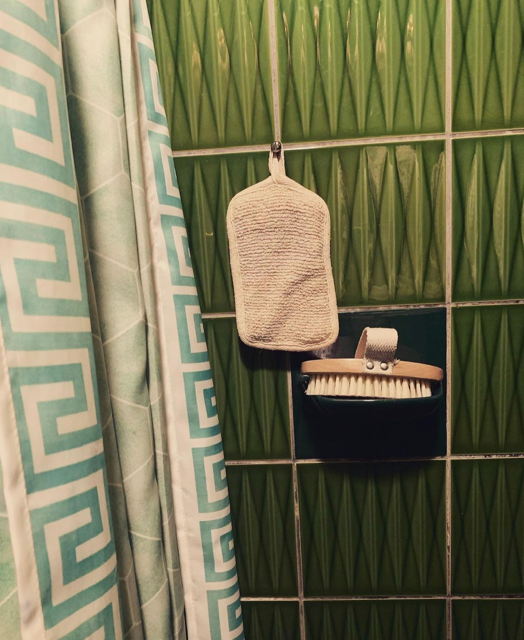 Bathroom fantasies
