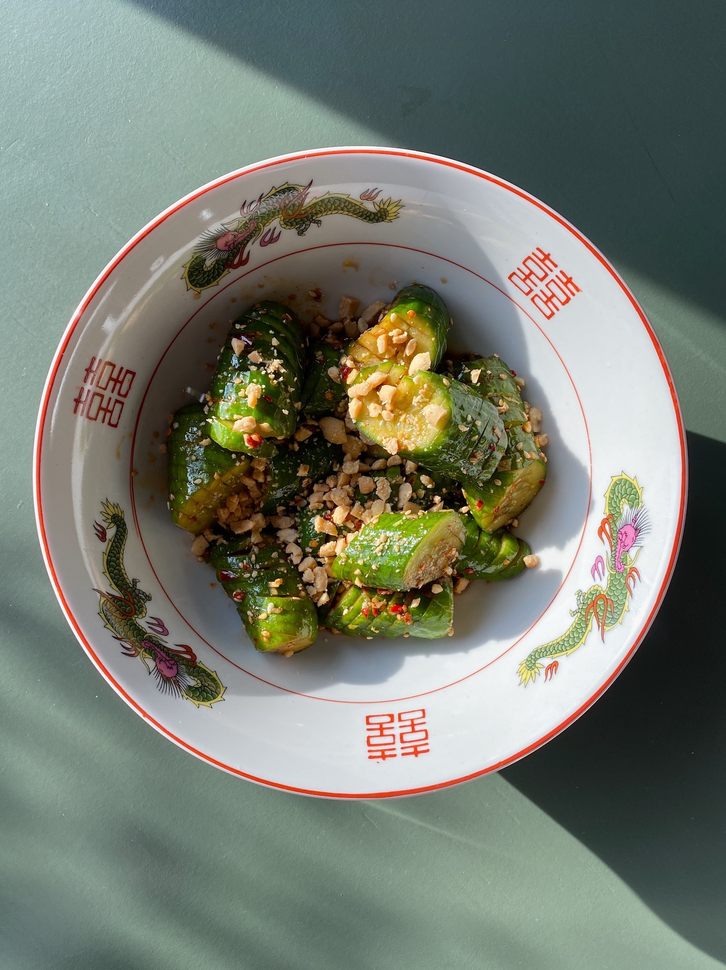 Crunchy & spicy kinesisk gurksallad  -Coir raincoat cucumber