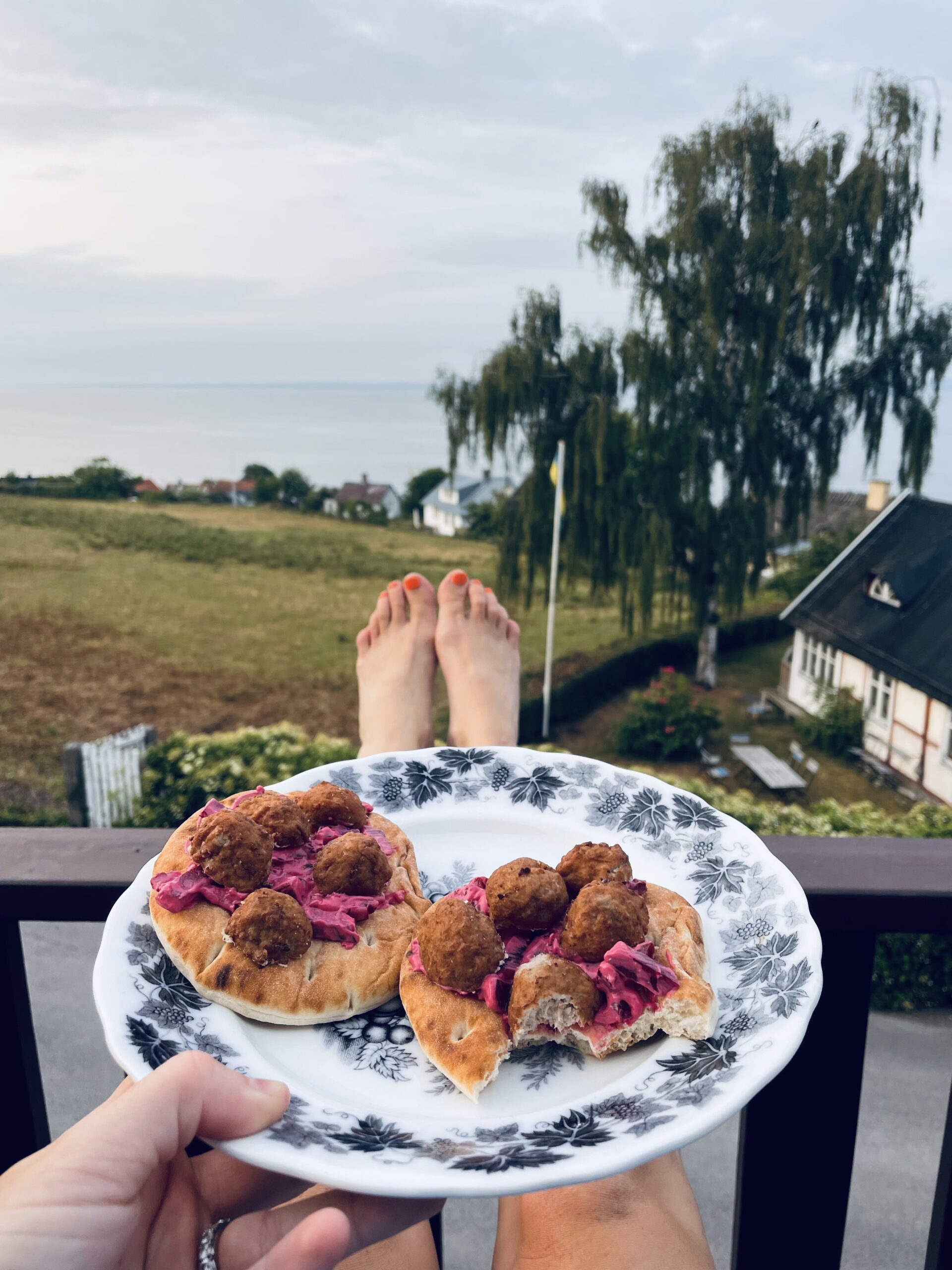 Här nu
