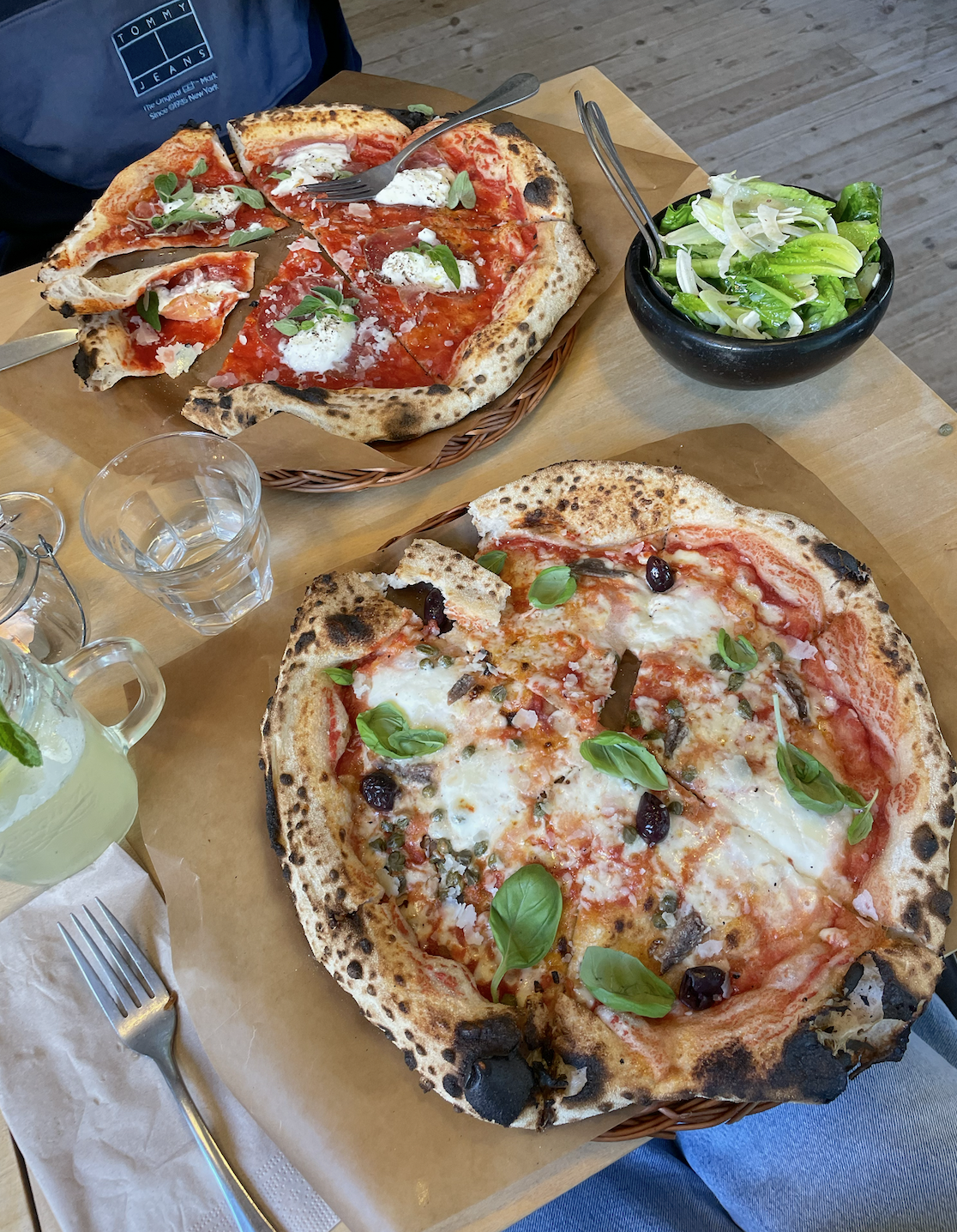 Blåregn och pizza..