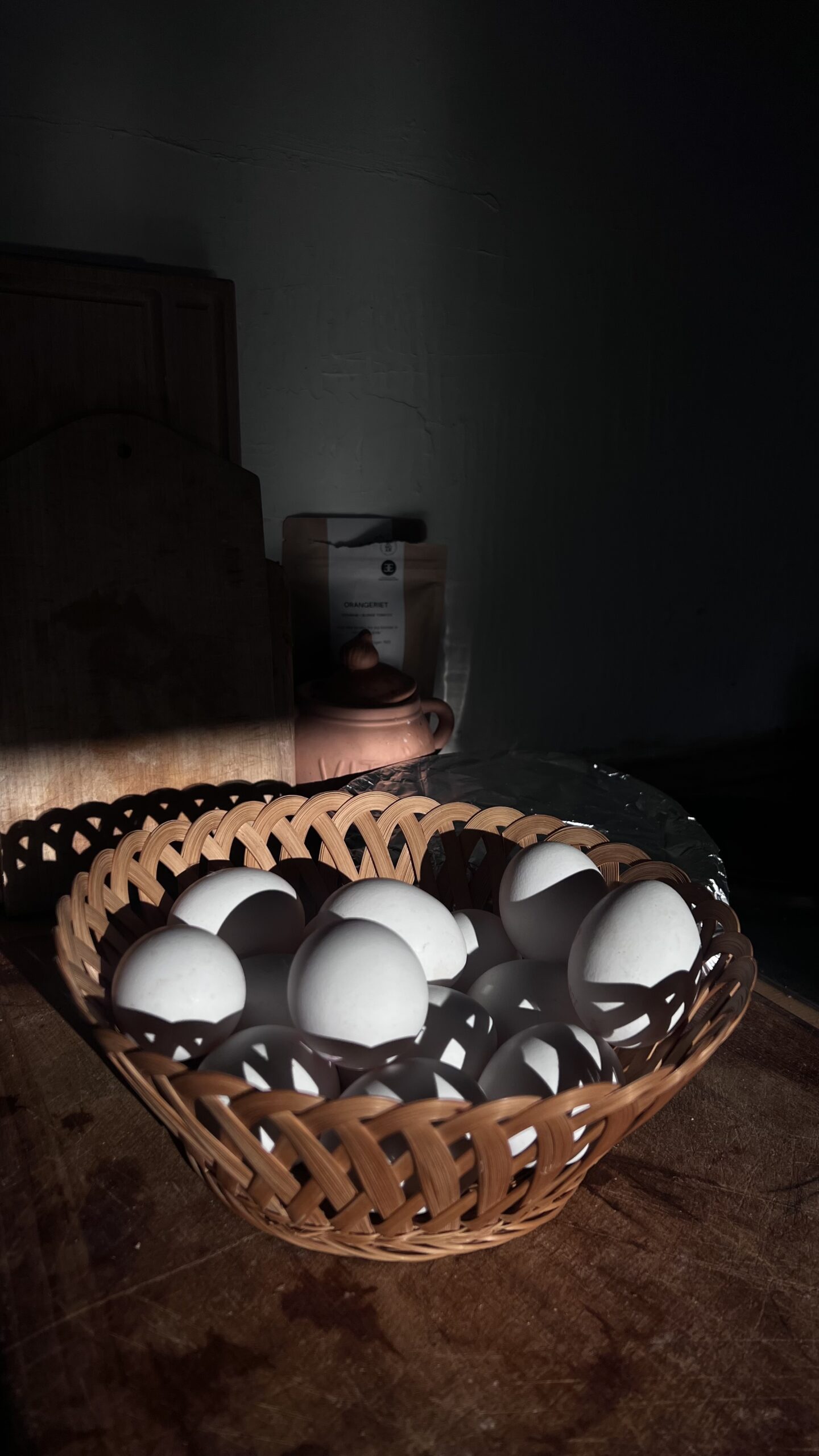 Easter to does