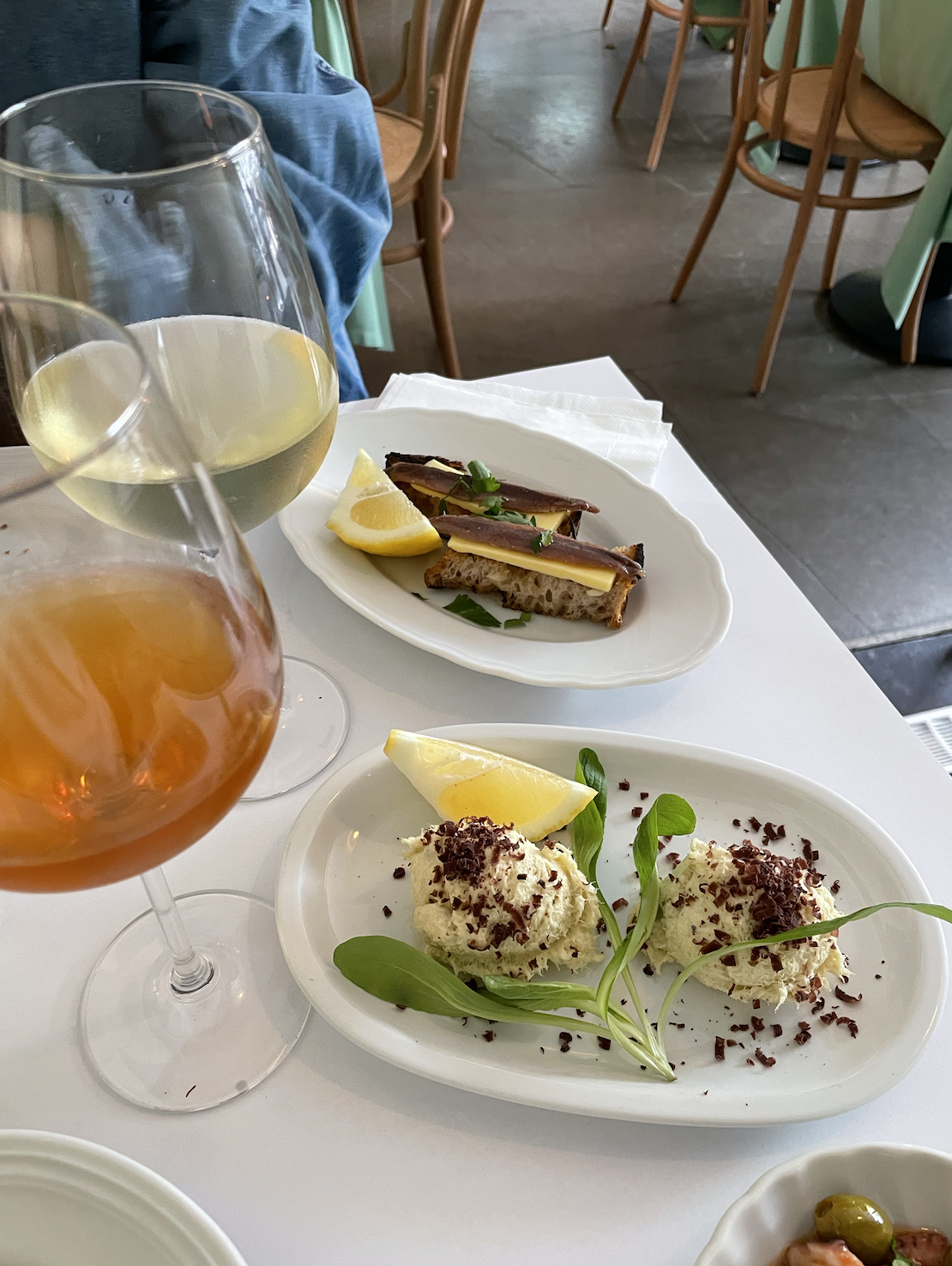 Örtig lemonad & svärdfiskragu..