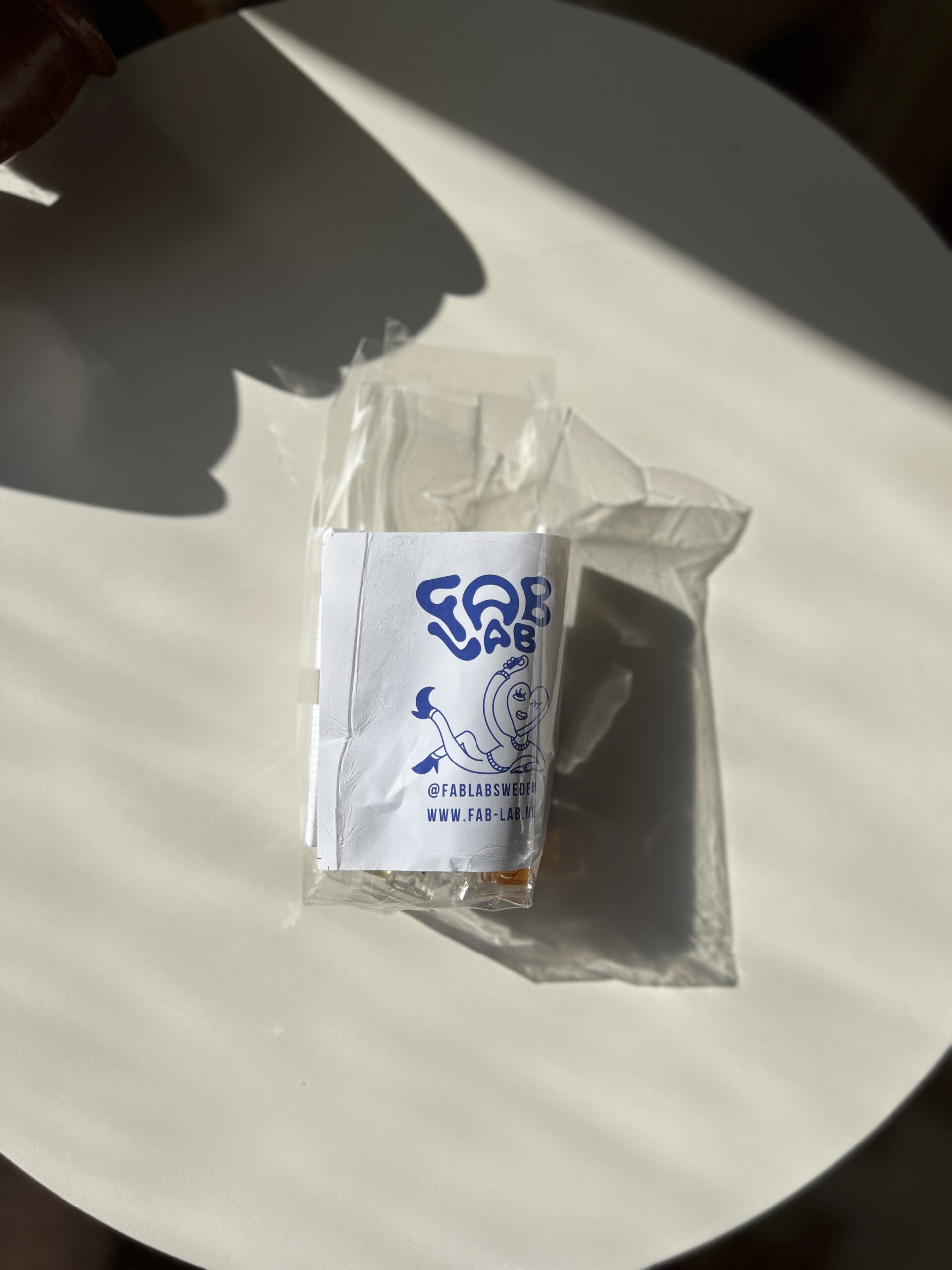 Nya parfymdekanter och vad som krävs för att ha ett hem som högst ser okej ut