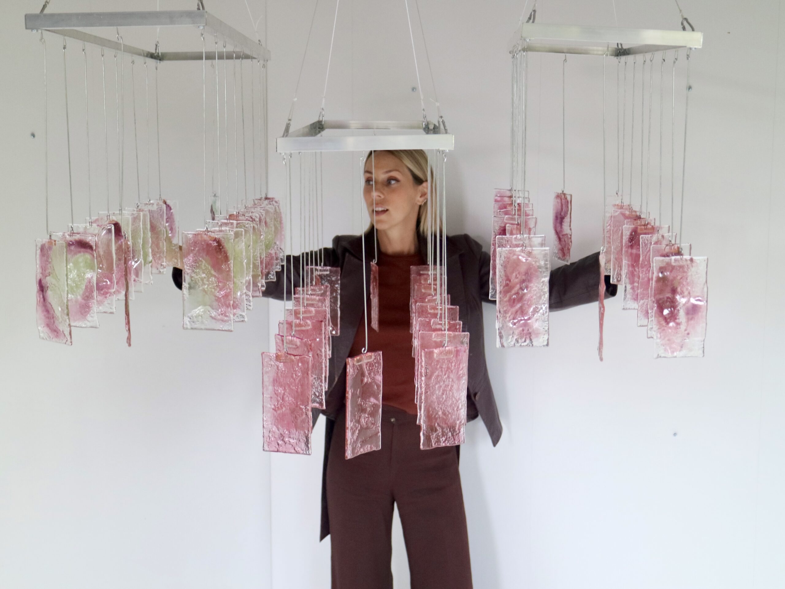 The glass installation From production to installation