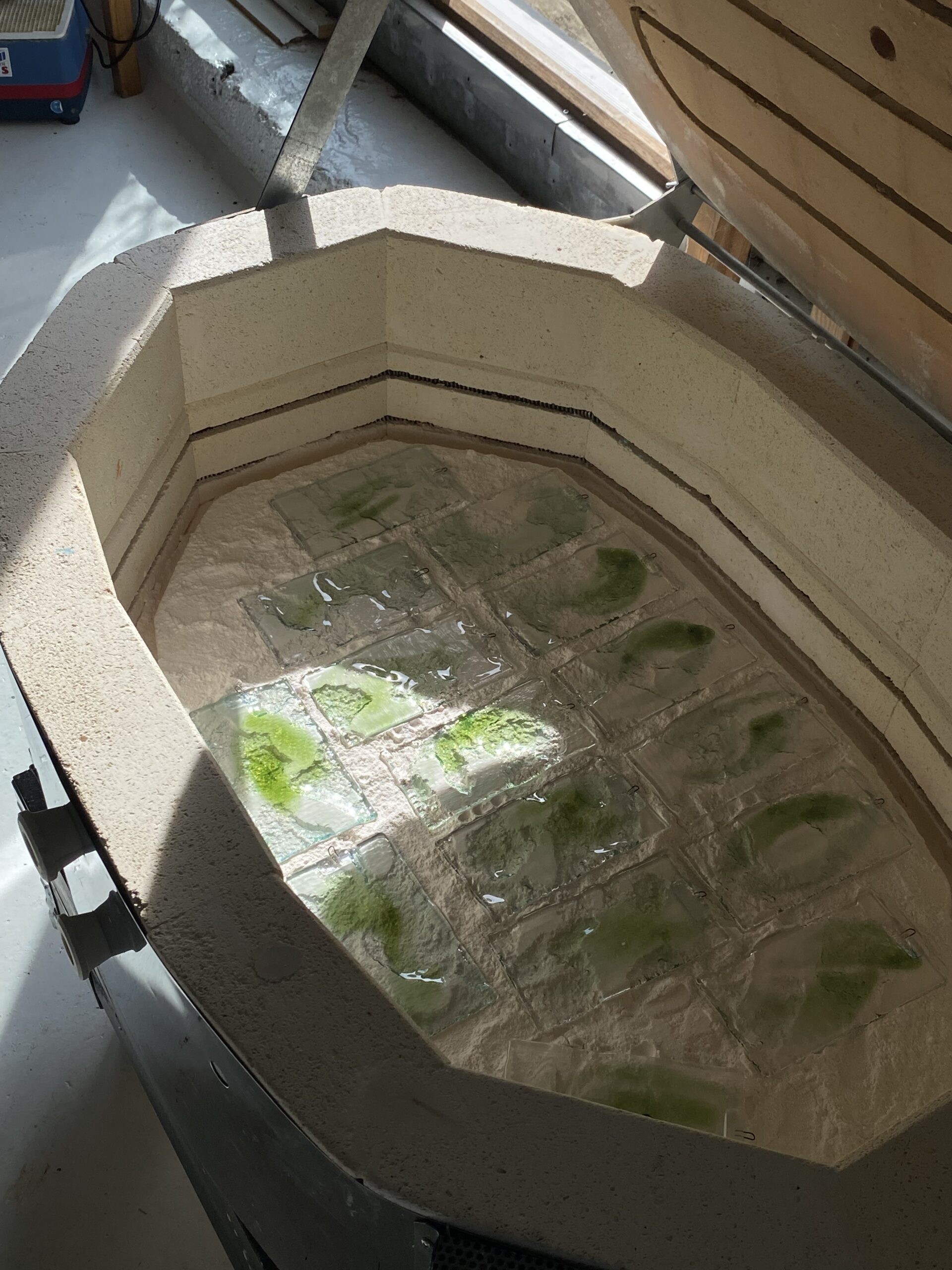 The glass installation From production to installation