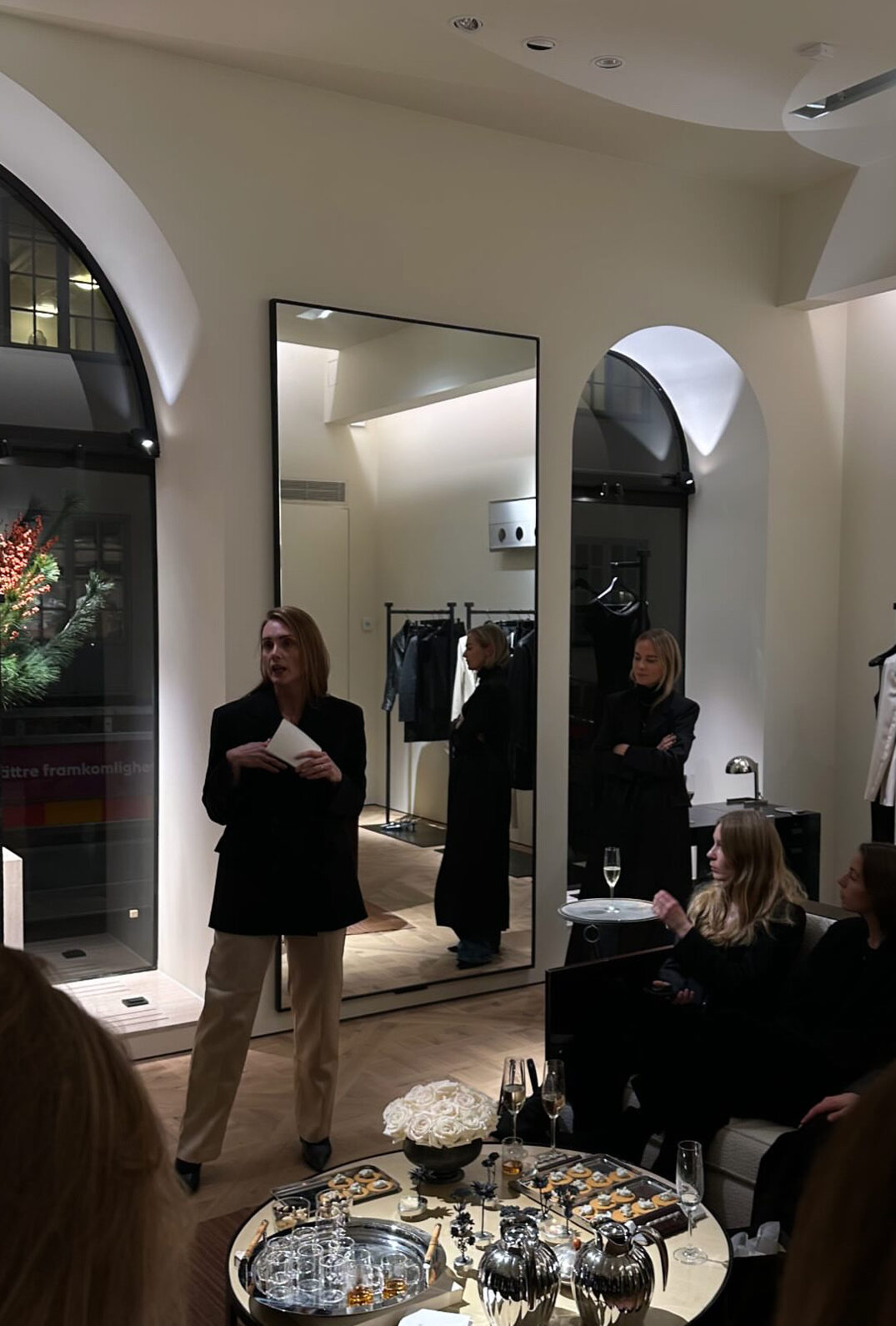 Arts & Tea at Dagmar