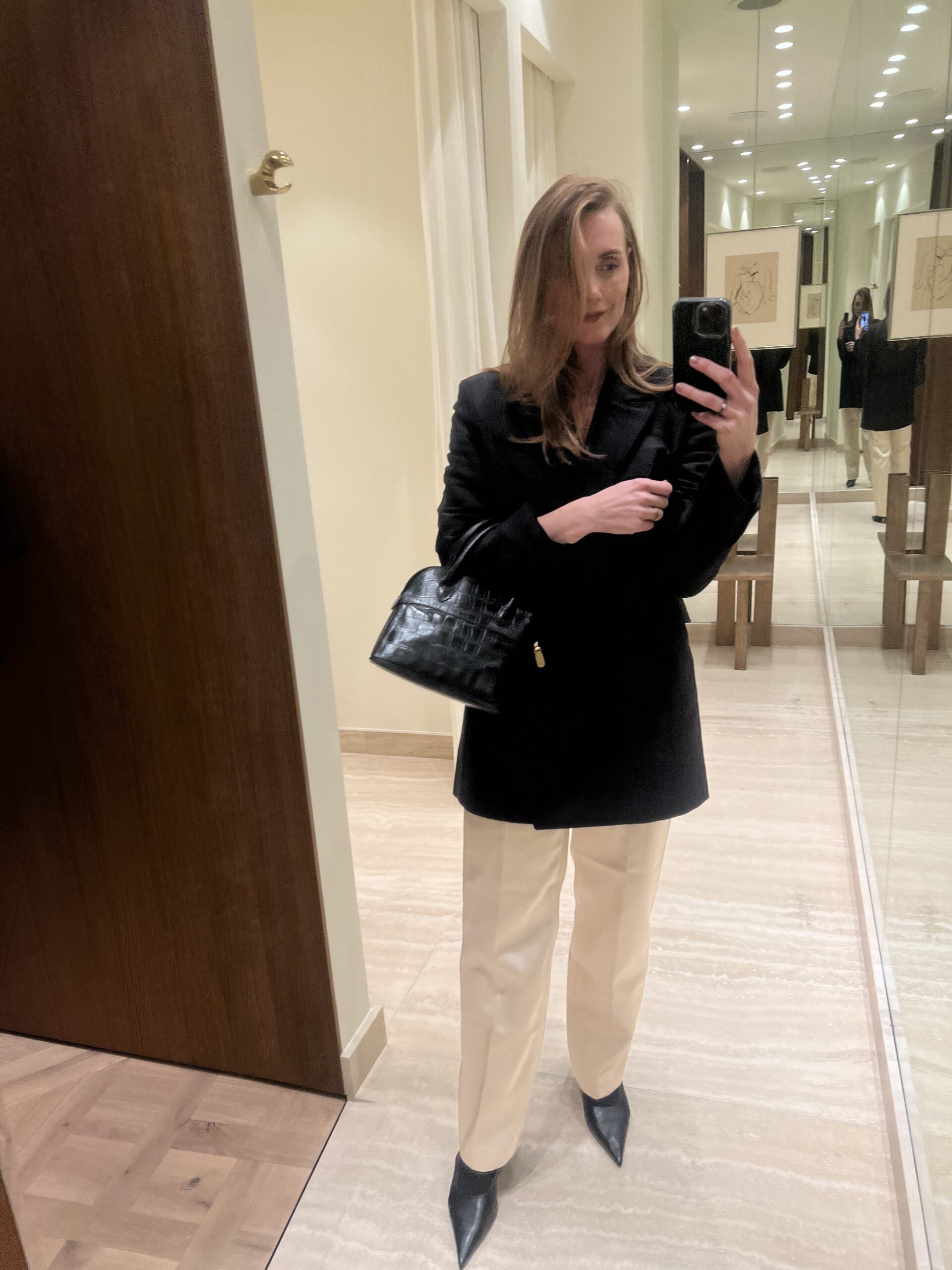 Arts & Tea at Dagmar