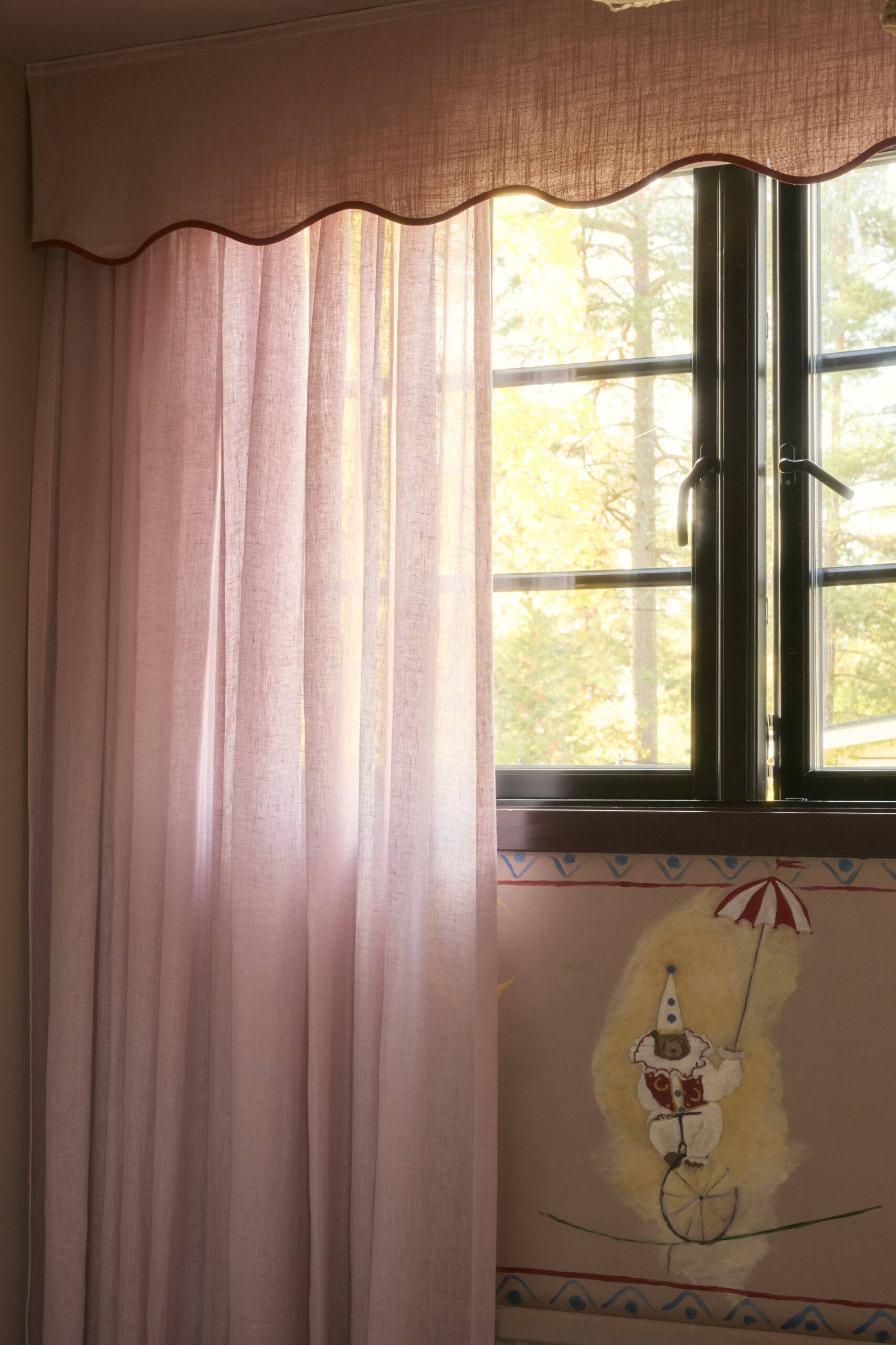 AT HOME WITH ME