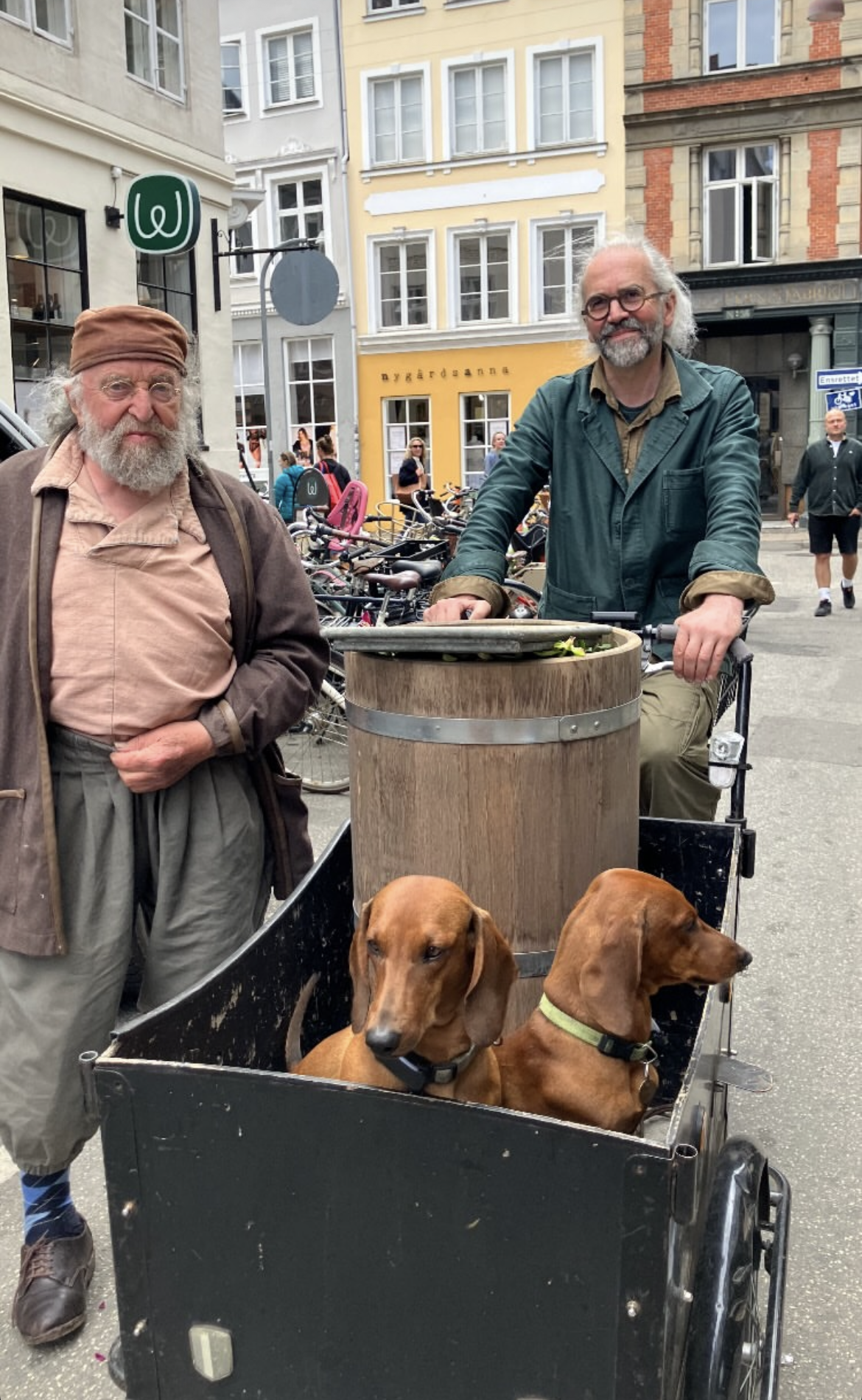 Vinöppnare, musslor och skånska trädgårdar