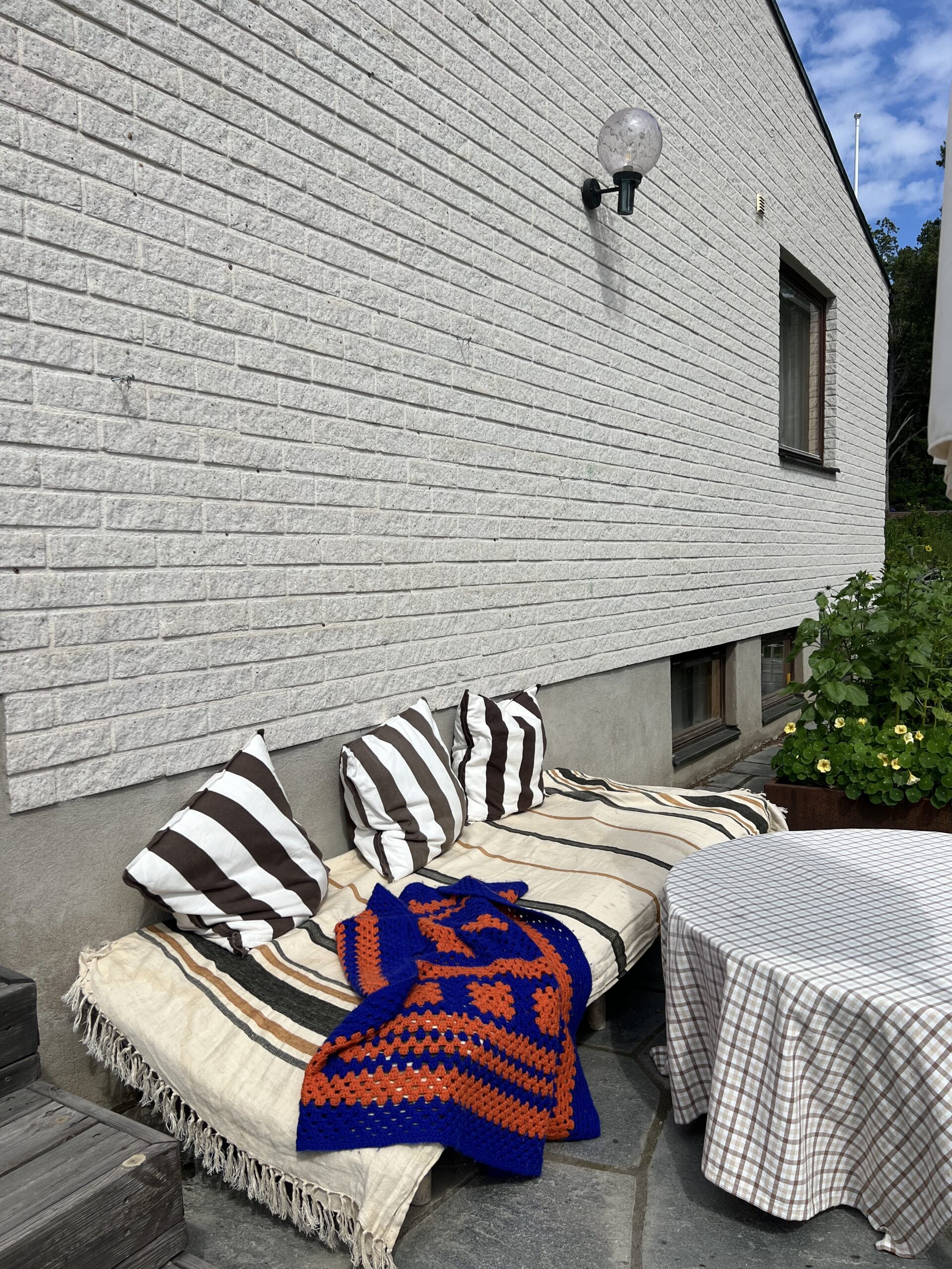 Stockholm in June, the garden and summer jewels by Novi studio