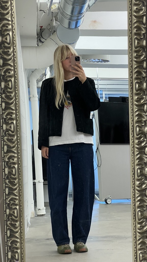 NEW JEANS