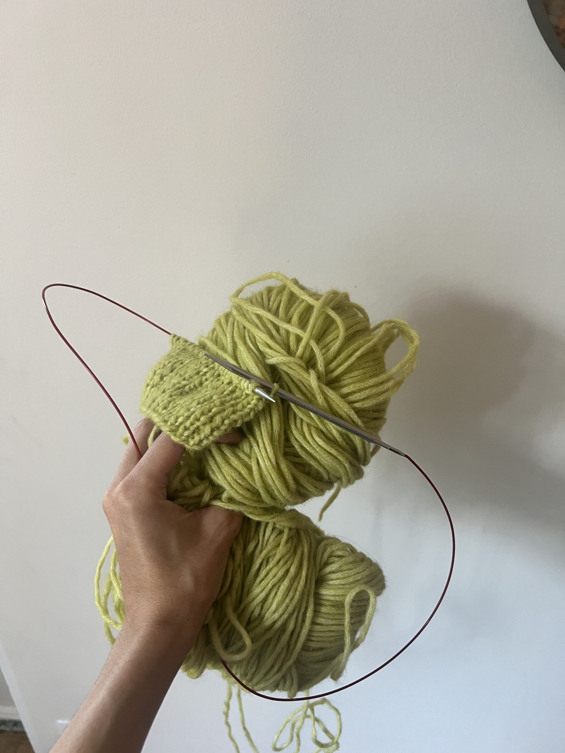 Stickprojekt och ändringar av gamla plagg